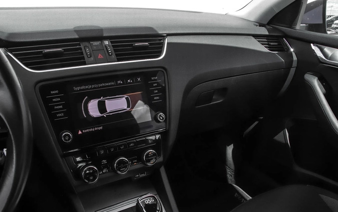 Skoda Octavia cena 69900 przebieg: 73879, rok produkcji 2018 z Leśna małe 211